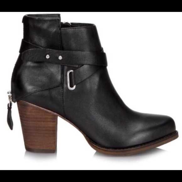 Shoes - Wishbone Booties